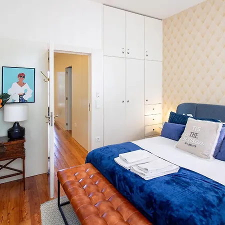 Luxurious Townhome With River View By Lovelystay Feriehus *