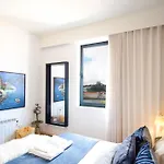 Luxurious Townhome With River View By Lovelystay Holiday home Porto