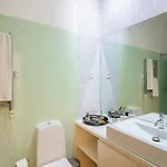 Luxurious Townhome With River View By Lovelystay Holiday home Porto