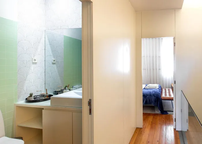 Luxurious Townhome With River View By Lovelystay * Πόρτο