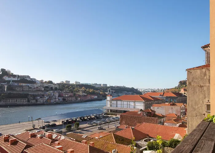 Σπίτι διακοπών Luxurious Townhome With River View By Lovelystay Πόρτο