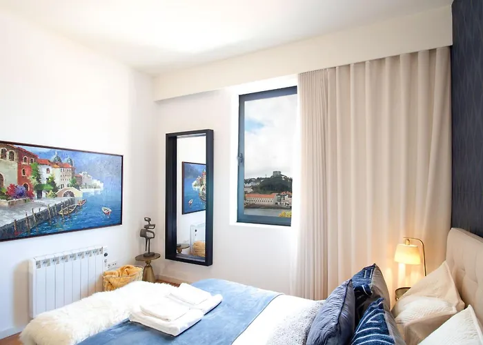 Luxurious Townhome With River View By Lovelystay Vakantiehuis Porto